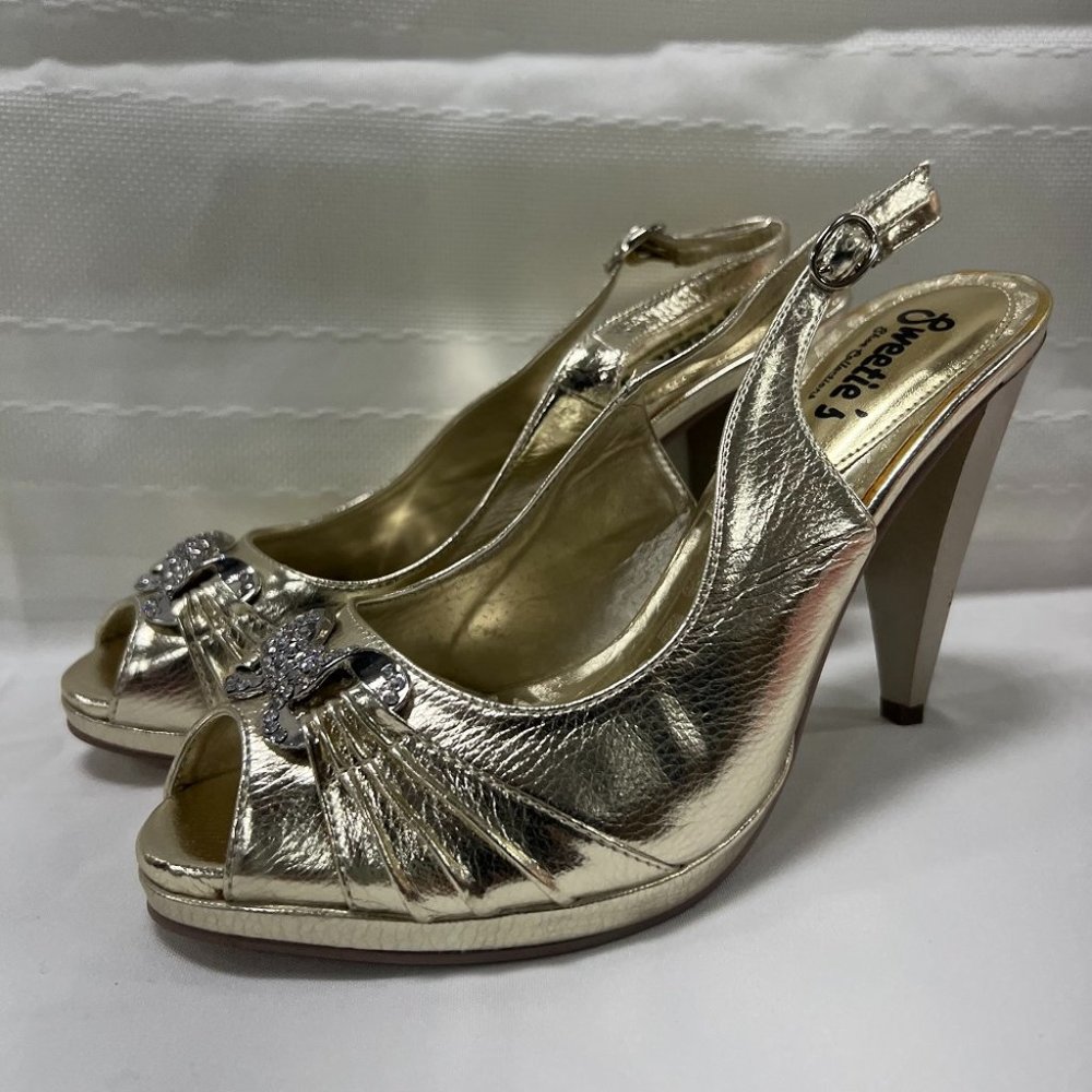 Sweetie's Shoe Collection Gold sz 5 Heel